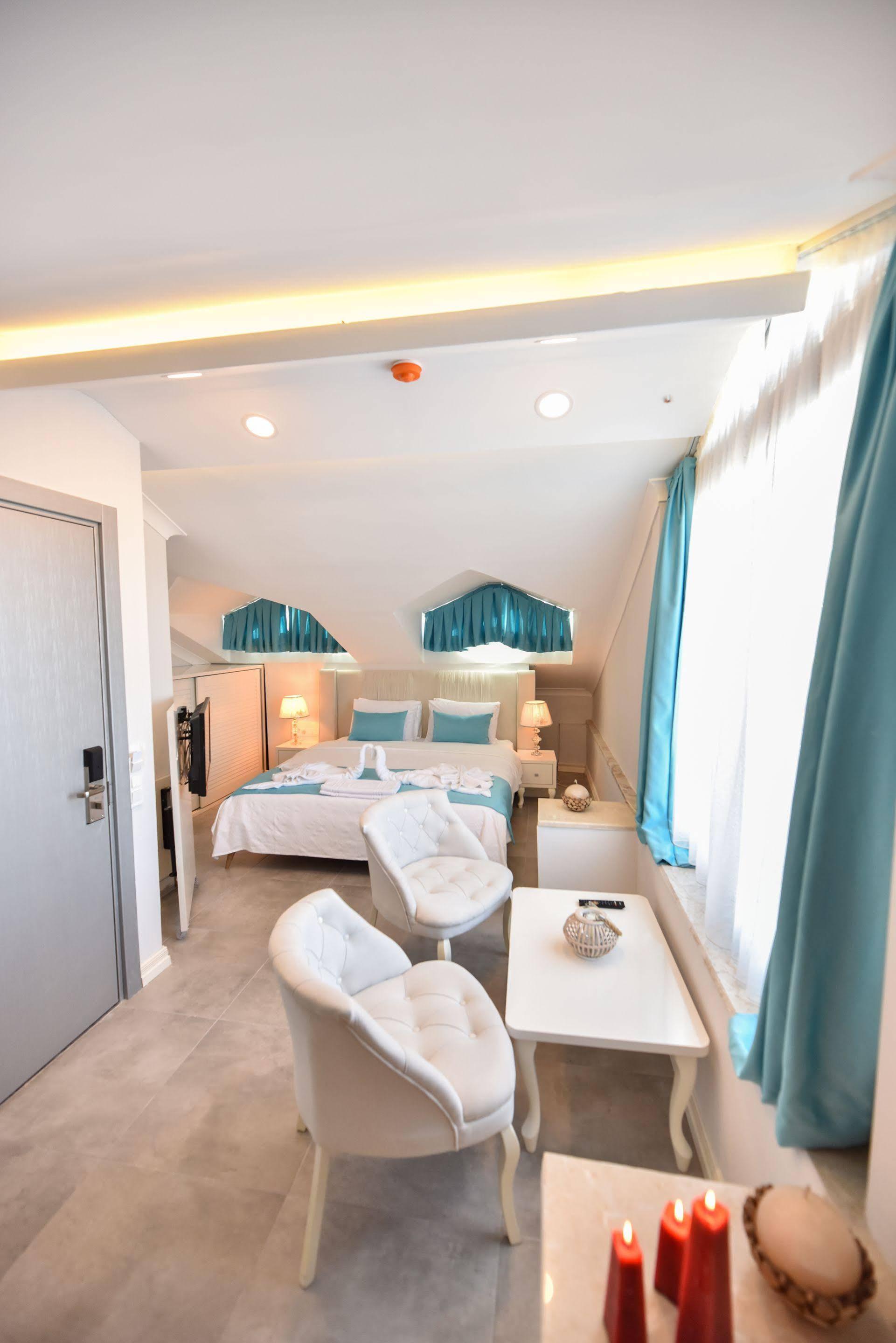 Monastery Suites Hotel-Fethiye Олудениз Екстериор снимка