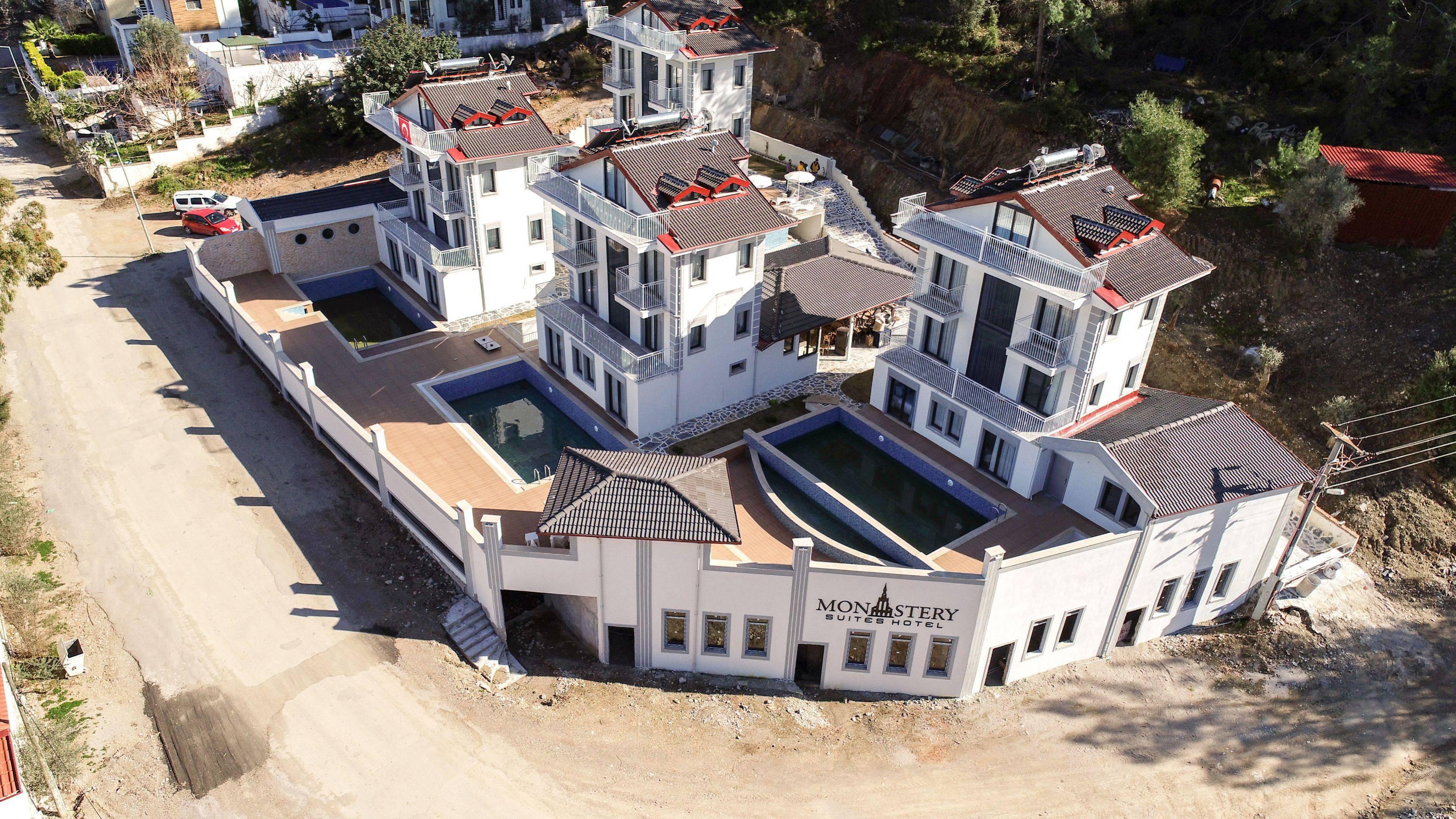 Monastery Suites Hotel-Fethiye Олудениз Екстериор снимка