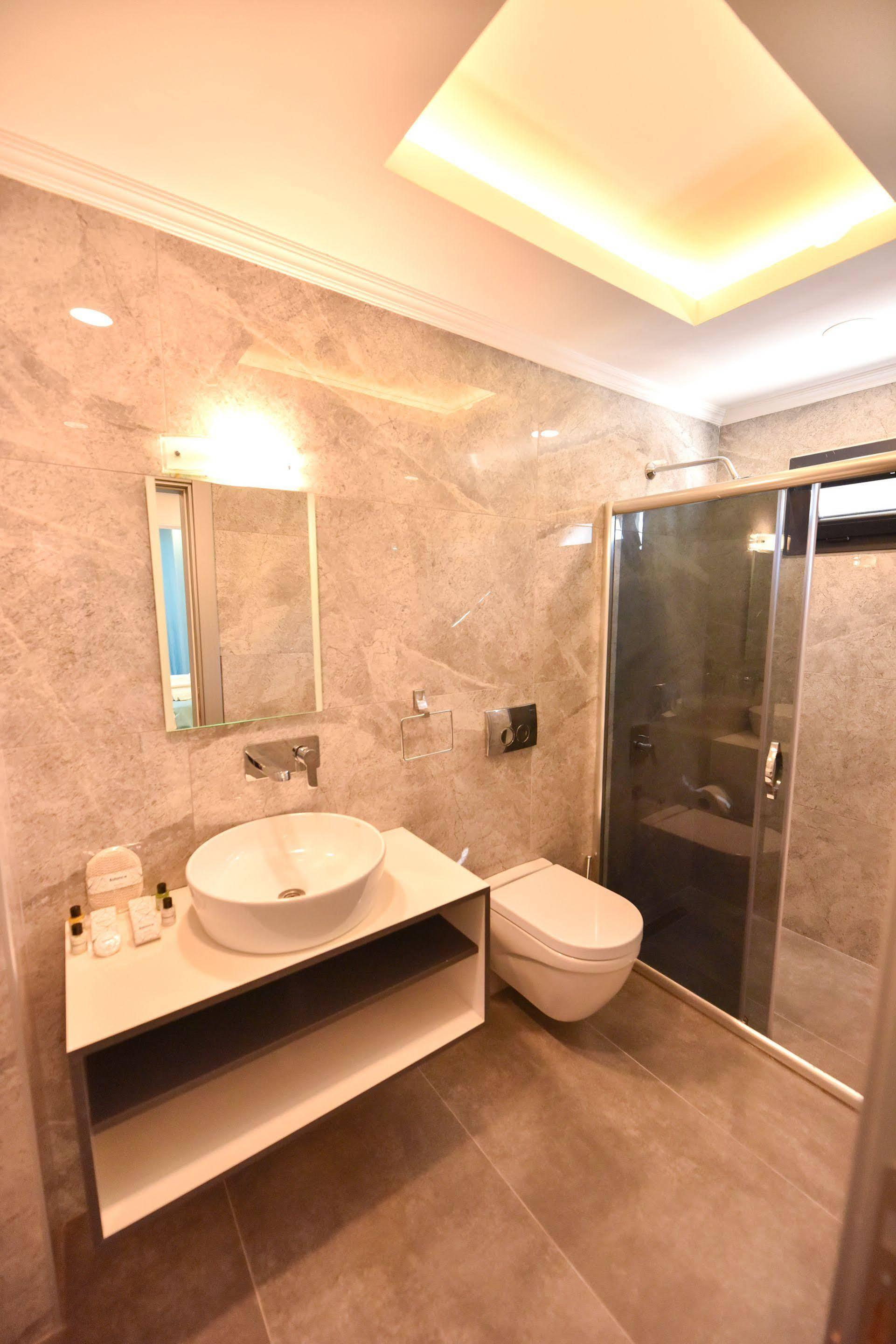 Monastery Suites Hotel-Fethiye Олудениз Екстериор снимка