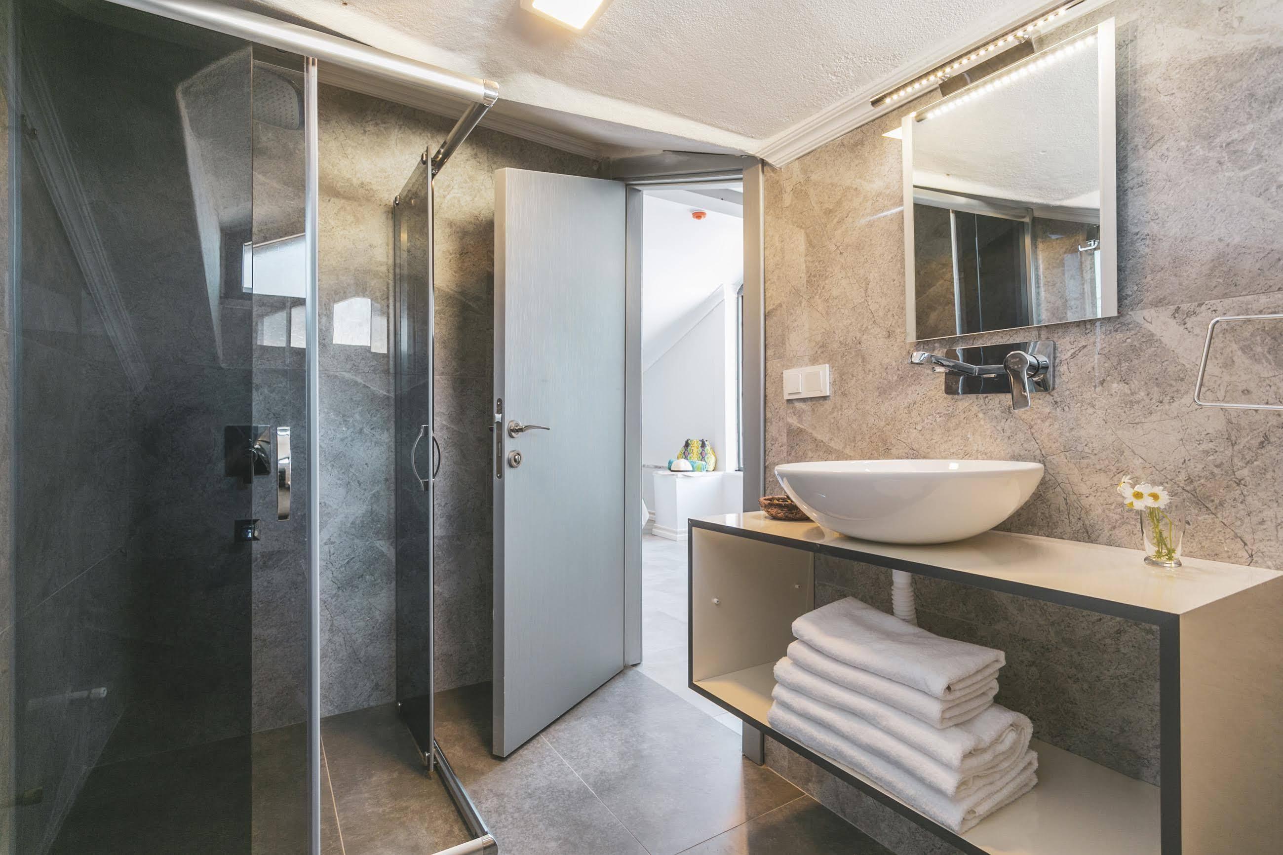 Monastery Suites Hotel-Fethiye Олудениз Екстериор снимка