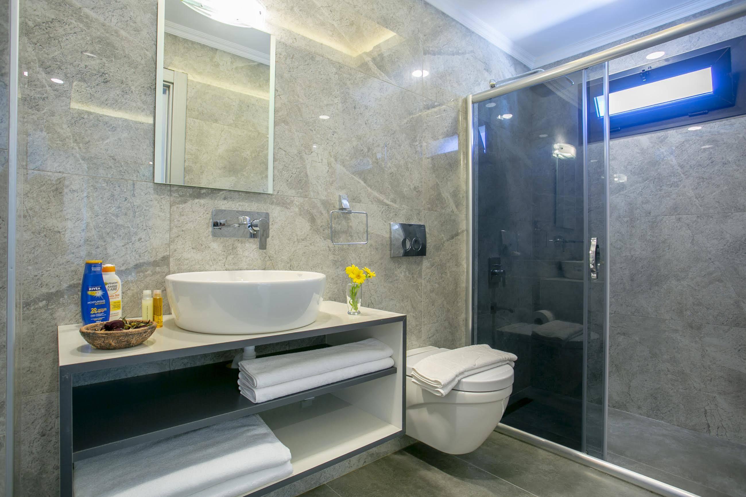 Monastery Suites Hotel-Fethiye Олудениз Екстериор снимка