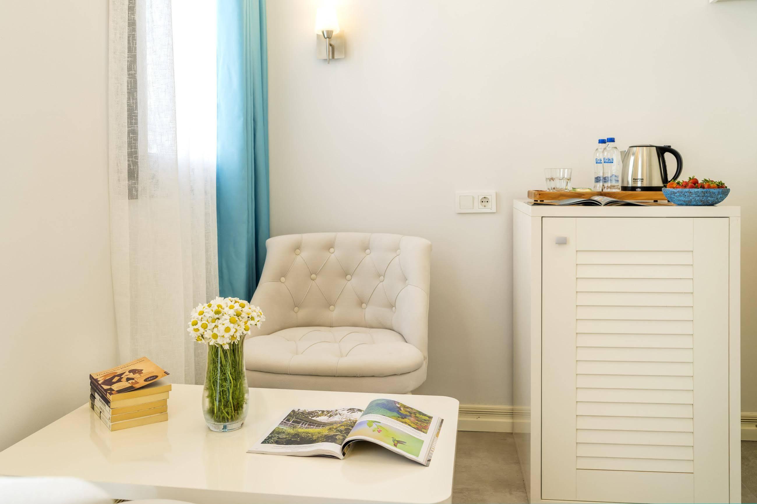 Monastery Suites Hotel-Fethiye Олудениз Екстериор снимка